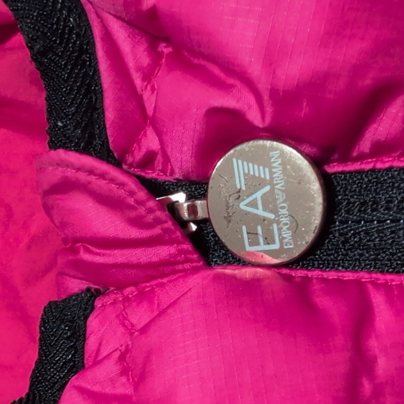Emporio Armani Pink Puffer Duck Down Girls Jacket Size 6 - Picture 9 of 10